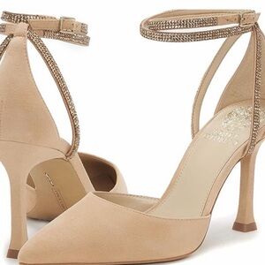 VINCE CAMUTO Women's Ketrinda Pointed
Toe Open High Heel Pumps, size 8